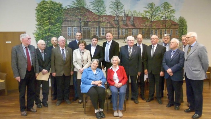 Die Ehrengäste und langjährigen Mitglieder der Senioren-Union Artland. Foto: Nicole Weymann