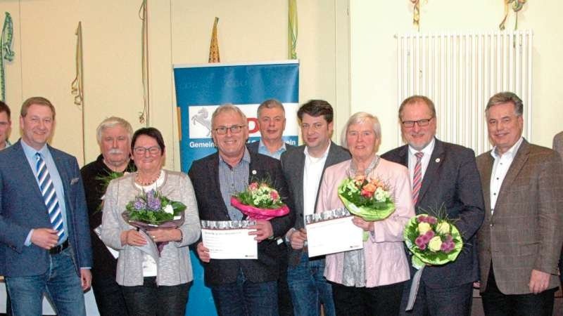 Der CDU-Vorstand mit den Geehrten für 30- und 40-jährige Mitgliedschaft sowie Gästen. Foto: CDU-Gemeindeverband Ostercappeln