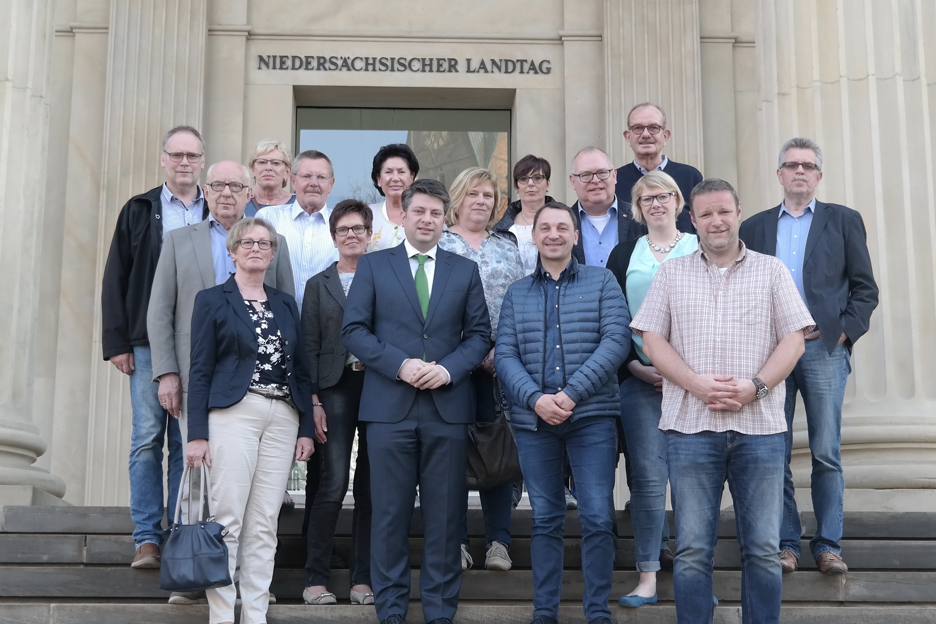 Vertreter der CDU-Alfhausen zu Besuch im Niedersächsischen Landtag.